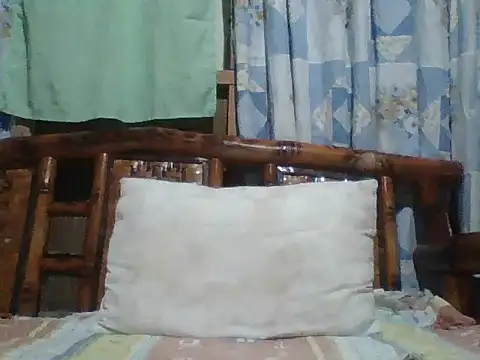 Kristen05 online show from 10.25.25