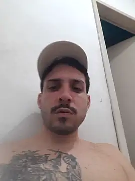 Snapshot of branquintatto chatting on 11.06.25 branquintatto online show from 11.06.25