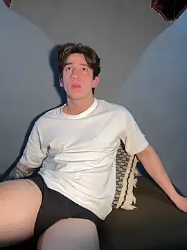 Snapshot of AteneoJr chatting on 02.25.26 AteneoJr online show from 02.25.26