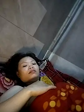 LinhNa999 online show from 12.01.25