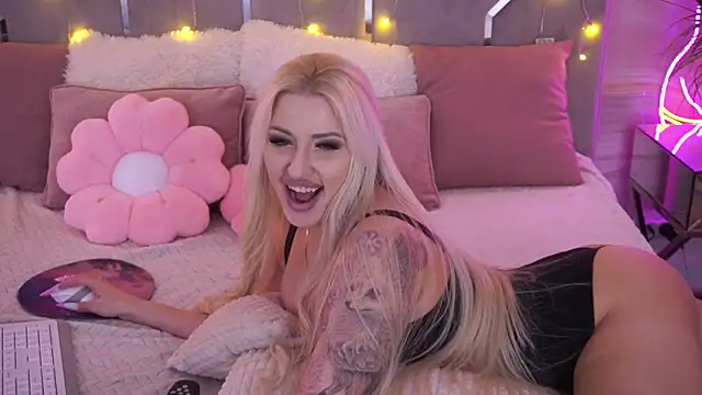 MysticGrace online show from 04.22.26