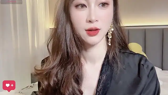 Snapshot of wuyueaini chatting on 11.08.25 wuyueaini online show from 11.08.25