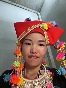 Sunny lotus online show from 09.18.25