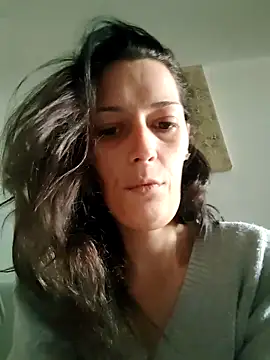 Mila Luciphya online show from 12.18.25