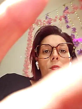 Snapshot of Mila_Luciphya chatting on 03.31.26 Mila Luciphya online show from 03.31.26