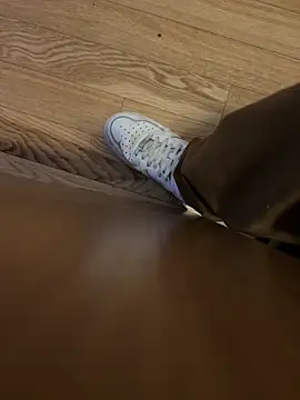 Snapshot of Manu97k chatting on 10.04.25 Manu97k online show from 10.04.25