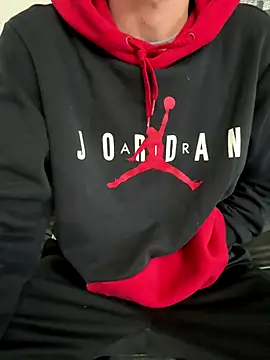 Snapshot of Manu97k chatting on 10.16.25 Manu97k online show from 10.16.25