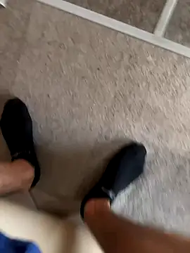 Snapshot of Manu97k chatting on 10.18.25 Manu97k online show from 10.18.25