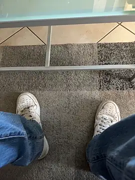 Snapshot of Manu97k chatting on 10.25.25 Manu97k online show from 10.25.25