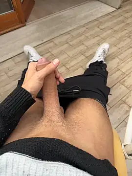 Snapshot of Manu97k chatting on 11.01.25 Manu97k online show from 11.01.25