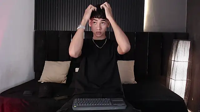 Dominic ghost online show from 11.30.25