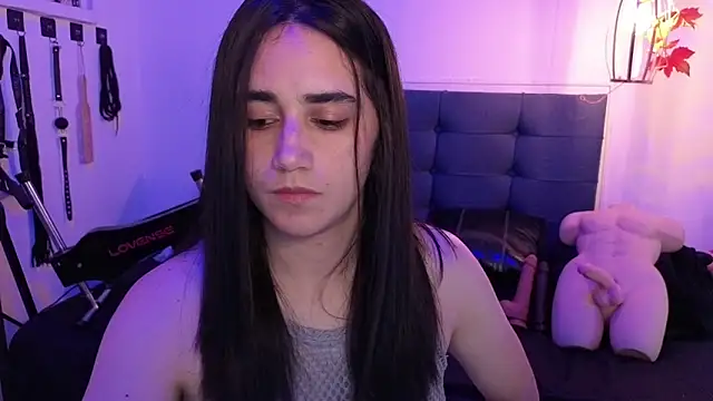 elowen halley1 online show from 10.02.25