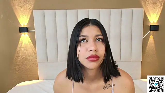 Snapshot of goddess_saori_ chatting on 10.03.25 goddess saori online show from 10.03.25