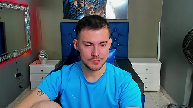 BrunoWalkerr online show from 09.13.25