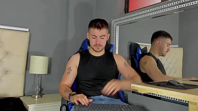 BrunoWalkerr online show from 10.19.25