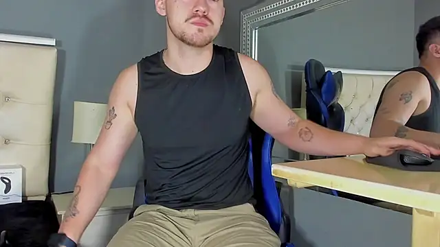 BrunoWalkerr online show from 10.22.25