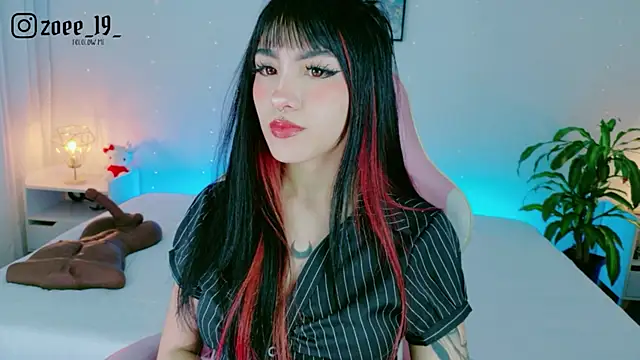 cuteezoe online show from 04.12.26