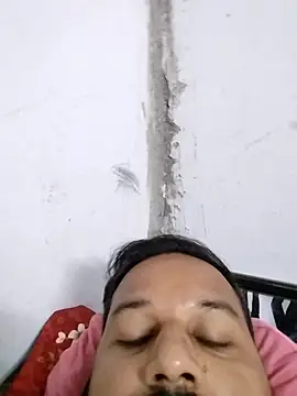 Snapshot of sumit_19 chatting on 09.28.25 sumit 19 online show from 09.28.25