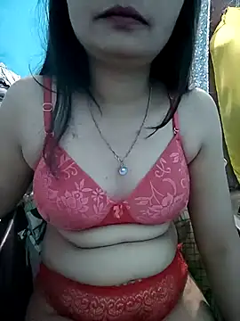 Snapshot of Vaani_Actress chatting on 10.21.25 Vaani Actress online show from 10.21.25