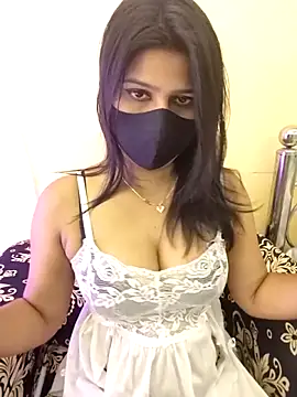 Snapshot of hoty_sonali chatting on 10.11.25 hoty sonali online show from 10.11.25