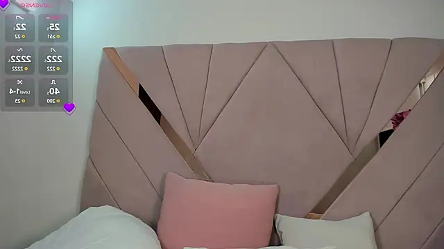 Snapshot of angel_dthroat3 chatting on 10.08.25 angel dthroat3 online show from 10.08.25