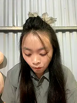 Julia-Elsa online show from 09.22.25