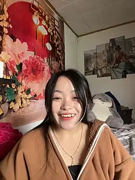 Julia-Elsa online show from 10.22.25