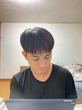 Snapshot of Foxfoxfox4 chatting on 11.19.25 Foxfoxfox4 online show from 11.19.25