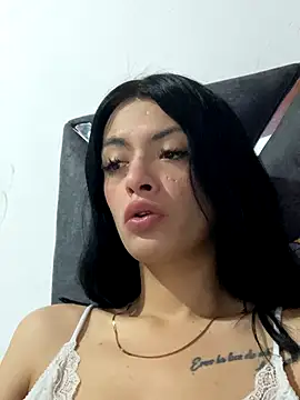 Snapshot of LiaCollings chatting on 09.24.25 LiaCollings online show from 09.24.25