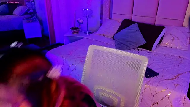 AlanaOdison online show from 11.27.25