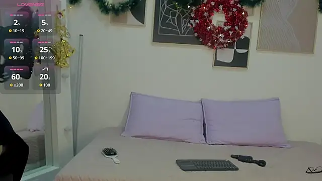 lycoris 19 online show from 12.19.25