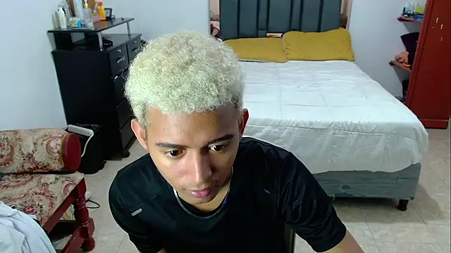 Snapshot of Raam_Star chatting on 02.11.26 Raam Star online show from 02.11.26