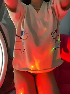 Snapshot of Sexlove_bb chatting on 10.04.25 Sexlove bb online show from 10.04.25