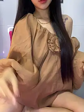 Snapshot of Sexlove_bb chatting on 10.17.25 Sexlove bb online show from 10.17.25