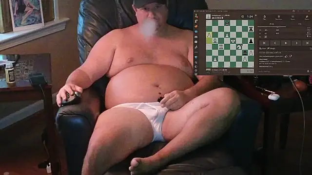 Snapshot of Single_White_Male chatting on 09.23.25 Single White Male online show from 09.23.25