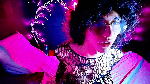 noahxtar online show from 10.12.25