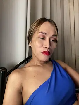 Snapshot of RomanticPearlTS chatting on 02.02.26 RomanticPearlTS online show from 02.02.26