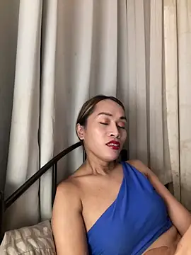 Snapshot of RomanticPearlTS chatting on 02.26.26 RomanticPearlTS online show from 02.26.26