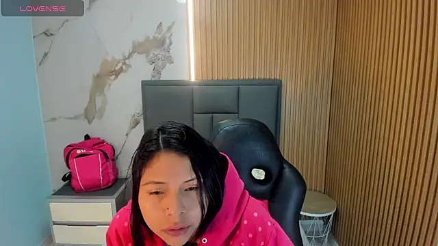 Isisleroy1 online show from 03.07.26