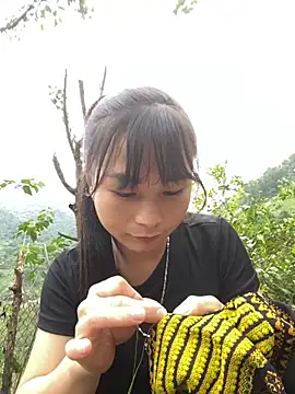 Snapshot of Sunyinn chatting on 10.01.25 Sunyinn online show from 10.01.25