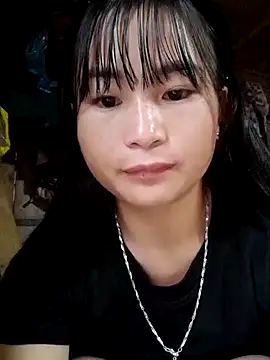 Snapshot of Sunyinn chatting on 10.06.25 Sunyinn online show from 10.06.25