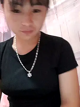 Snapshot of Sunyinn chatting on 10.14.25 Sunyinn online show from 10.14.25