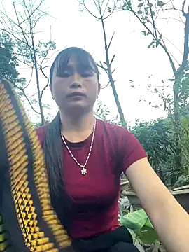 Snapshot of Sunyinn chatting on 10.17.25 Sunyinn online show from 10.17.25