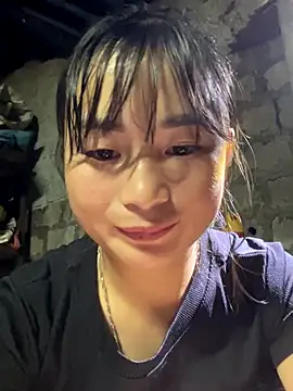 Snapshot of Sunyinn chatting on 11.12.25 Sunyinn online show from 11.12.25