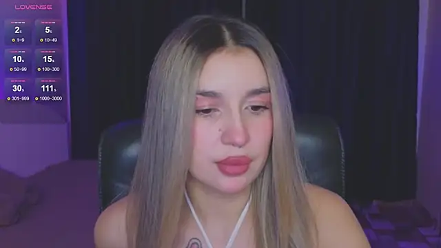 RoxyChill online show from 10.15.25