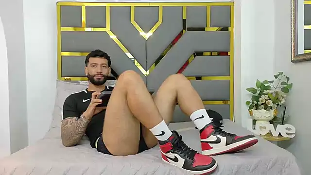 yorbymaxx online show from 10.08.25