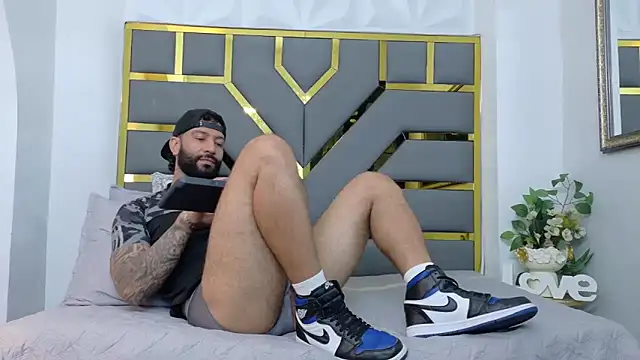 yorbymaxx online show from 10.22.25