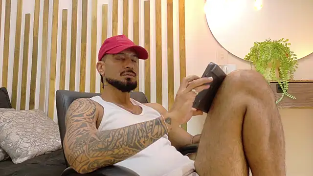 Snapshot of yorbymaxx chatting on 01.31.26 yorbymaxx online show from 01.31.26