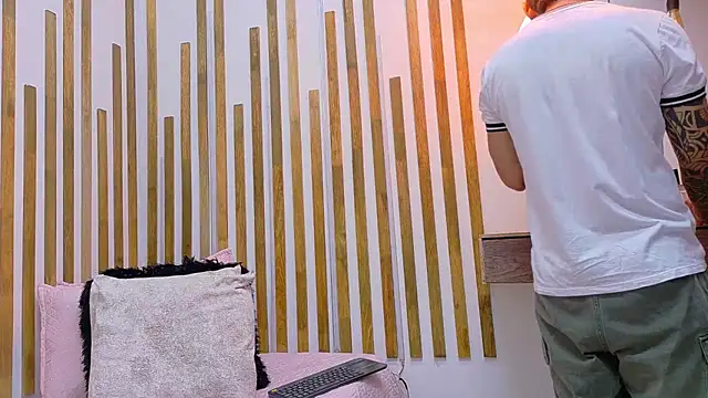 Snapshot of yorbymaxx chatting on 02.13.26 yorbymaxx online show from 02.13.26