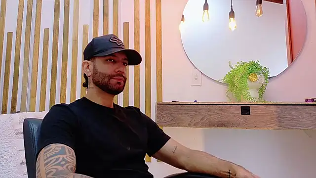 Snapshot of yorbymaxx chatting on 02.21.26 yorbymaxx online show from 02.21.26